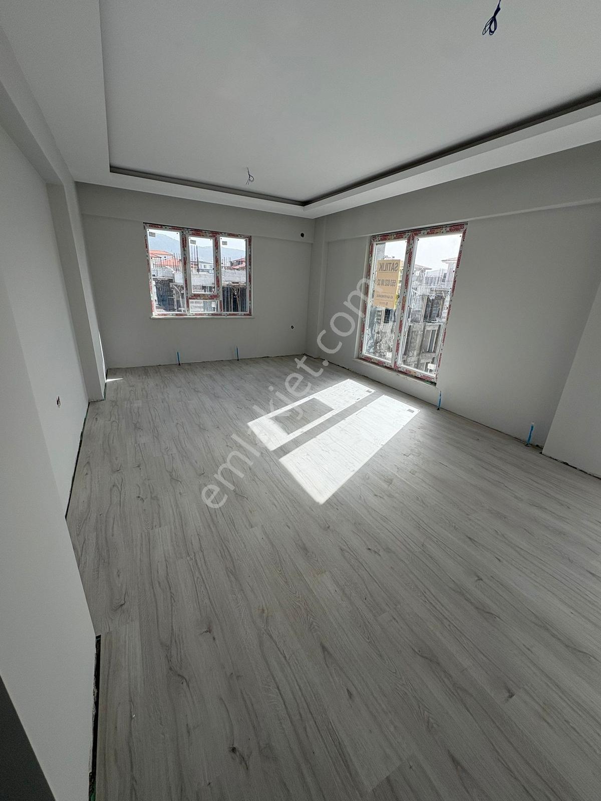 Deregümü Yeni Site İçerisinde 2+1 En Üst Kat Manzaralı Daire - Görsel 15