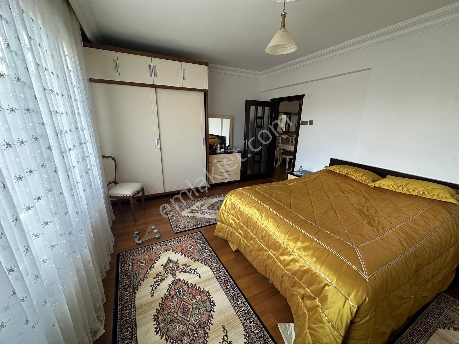 Şehir Merkezi Satılık 120m² 2+1 Geniş Daire - Görsel 26