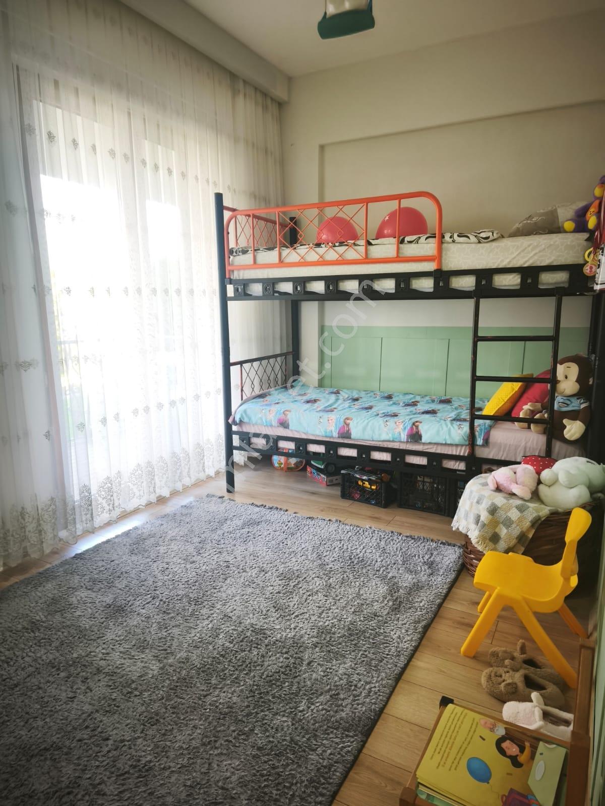 Cumhuriyet Mahallesinde, Havuz Manzaralı, 2+1 Fırsat Daire - Görsel 15