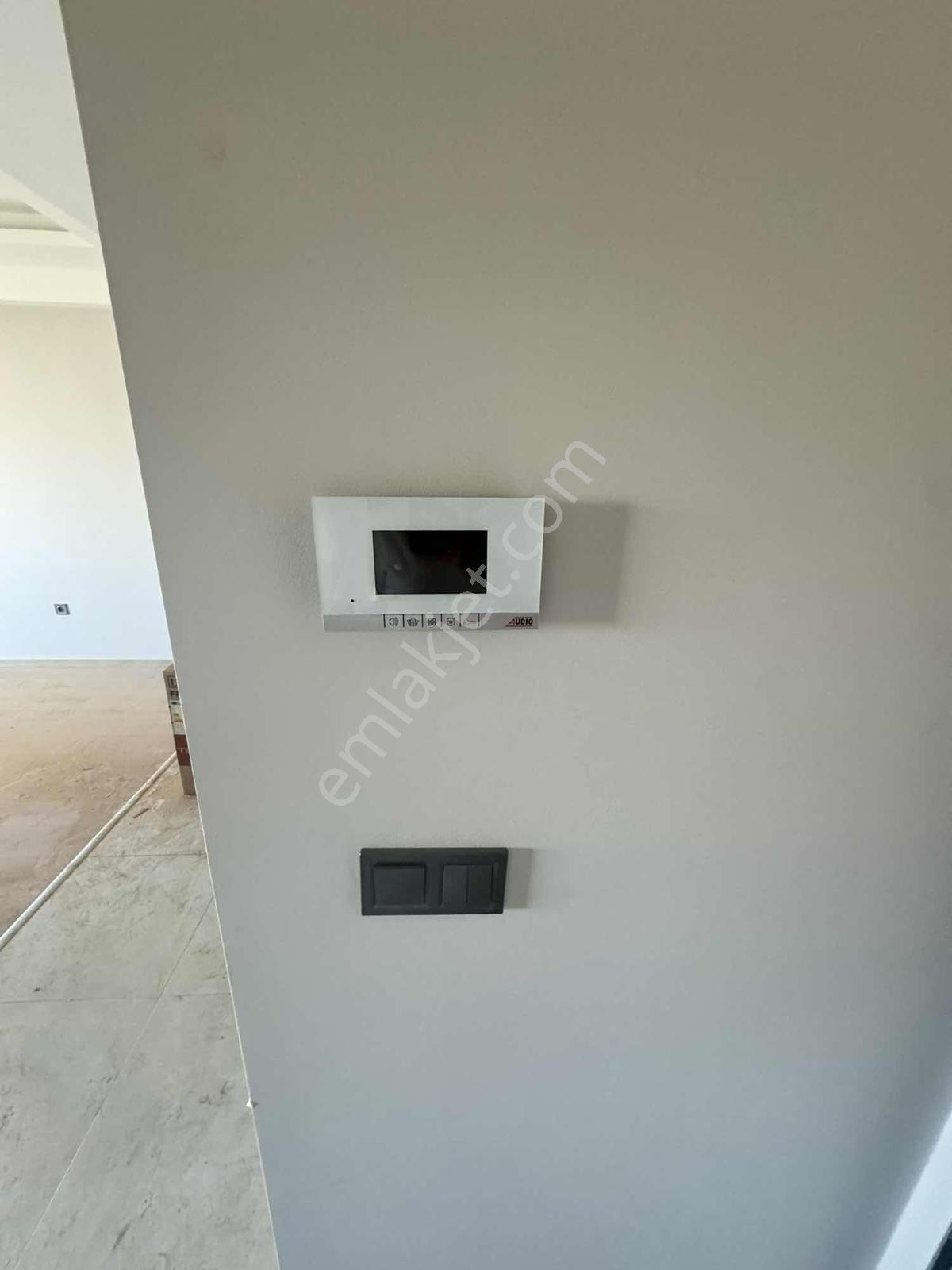 Torbalı Da Havuzlu Güvenlikli Sitede Satılık 1+1 Daire - Görsel 10