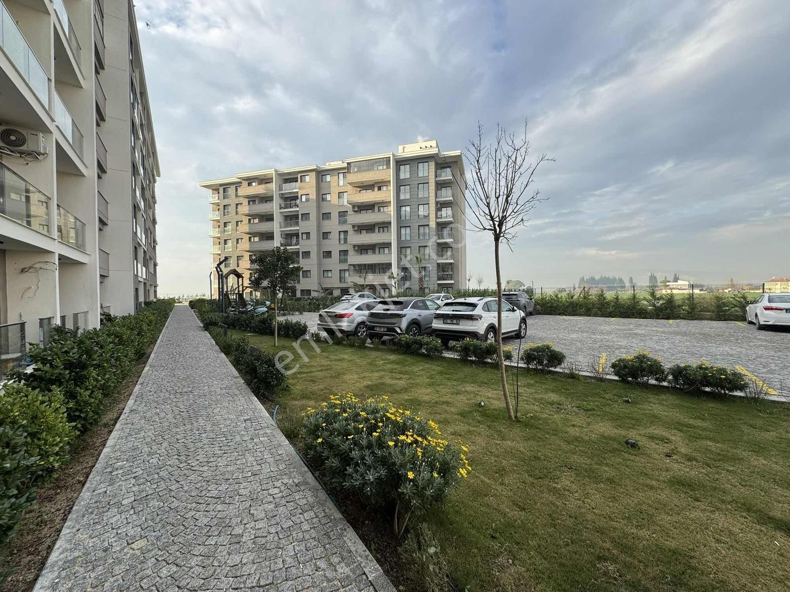 Torbalı Da Havuzlu Güvenlikli Sitede Satılık 1+1 Daire - Görsel 8