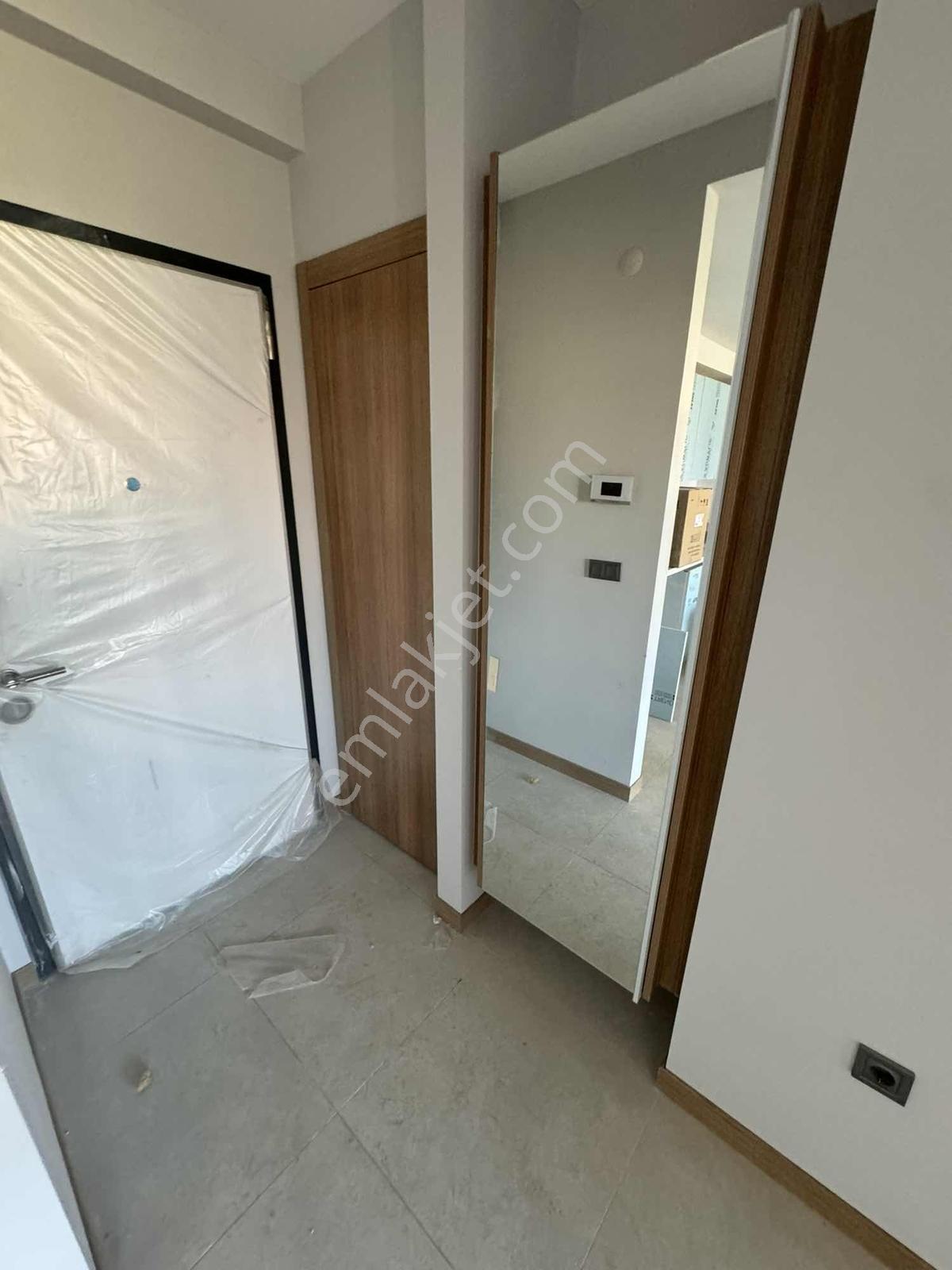 Torbalı Da Havuzlu Güvenlikli Sitede Satılık 1+1 Daire - Görsel 22