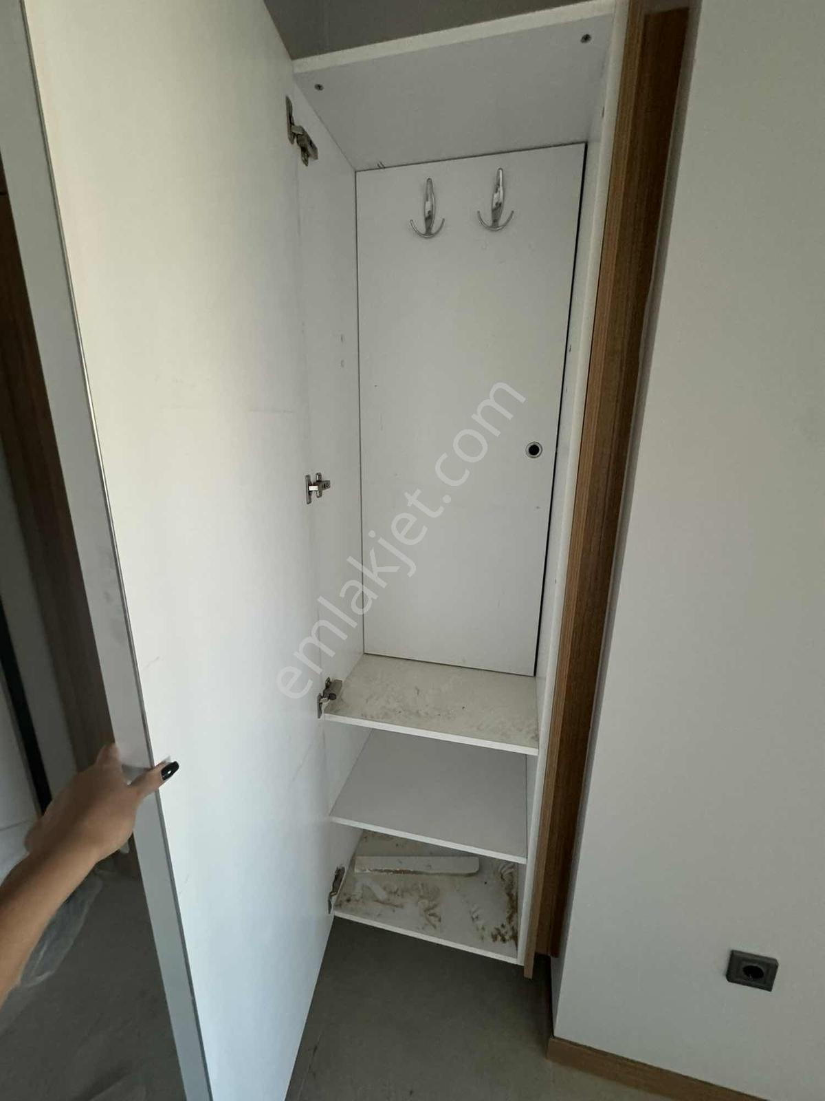 Torbalı Da Havuzlu Güvenlikli Sitede Satılık 1+1 Daire - Görsel 12