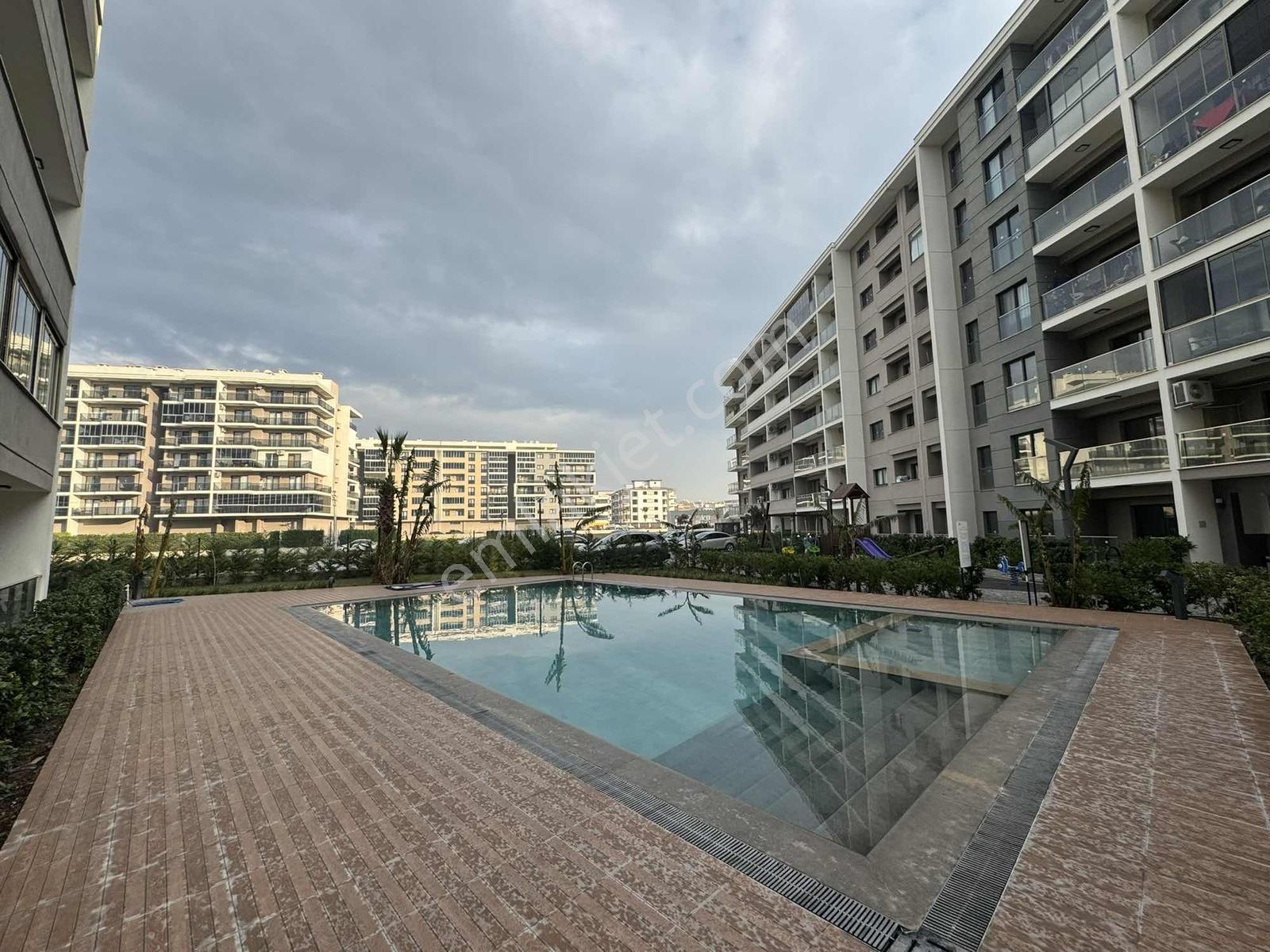 Torbalı Da Havuzlu Güvenlikli Sitede Satılık 1+1 Daire - Görsel 5