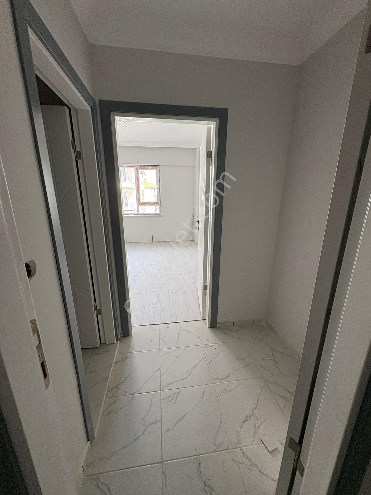 Deregümü Site İçi Anacadde Üzeri Ara Kat 2+1 Satılık Daire - Görsel 12