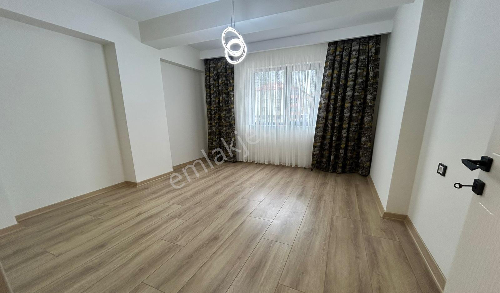 Yenikent Emlak'dan 3+1 Ultra Lüx Kullanışlı Ferah Yüksek K.limit - Görsel 32