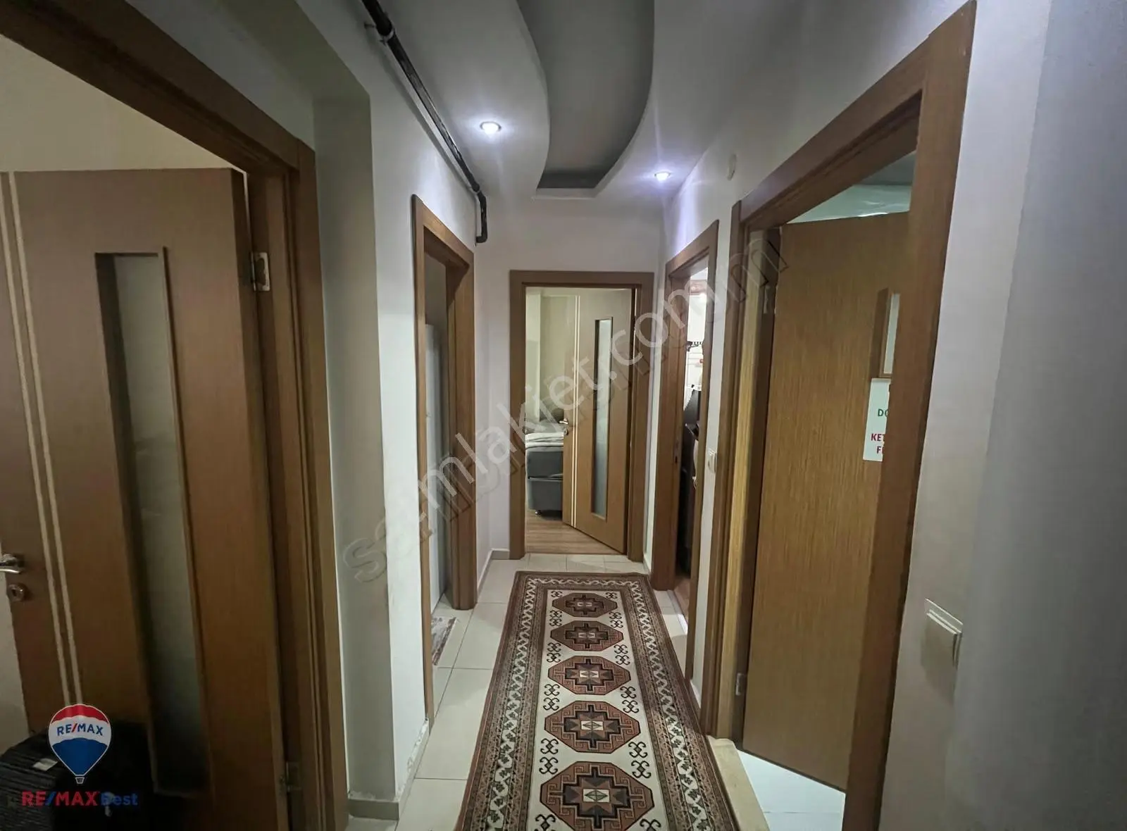 35 Karşıyaka Örnekköy De Geniş 2+1 Satılık Daire - Görsel 2