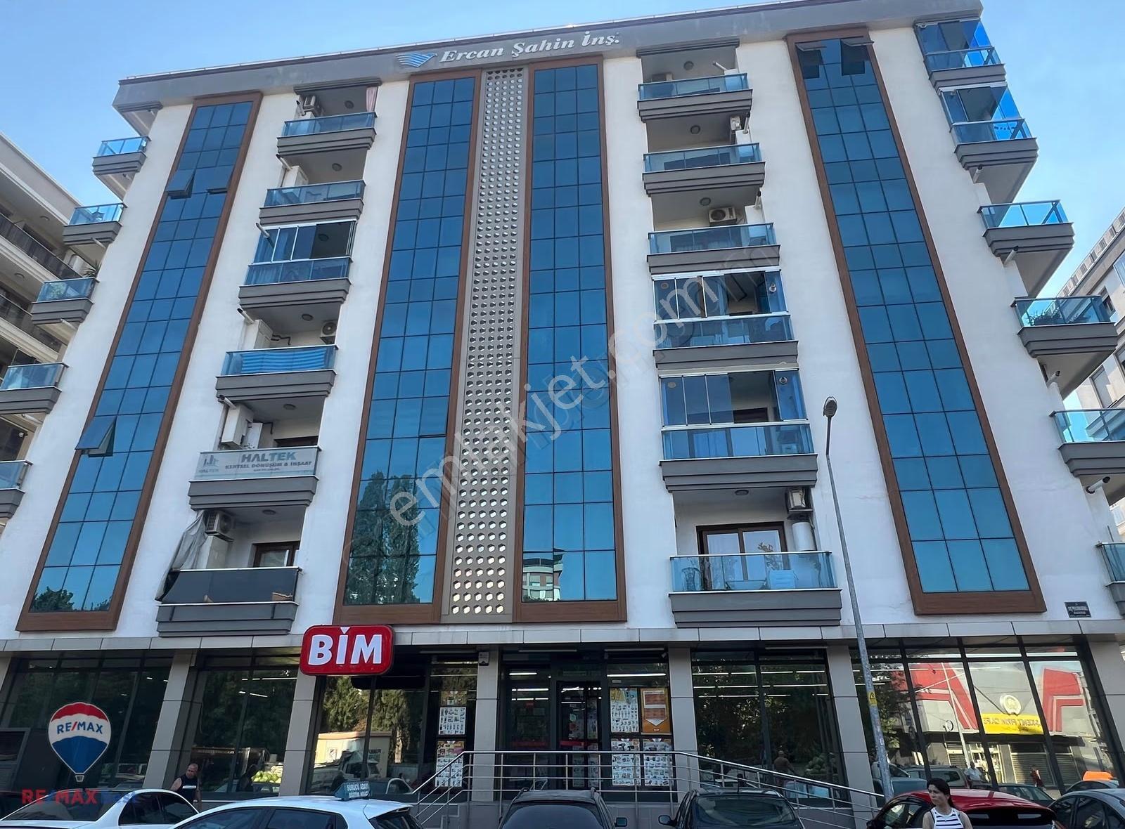 35 Karşıyaka Örnekköy De Geniş 2+1 Satılık Daire