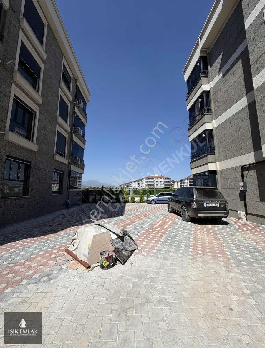 Işık Gayrimenkul'den Satılık Havuzlu Sitede Hazır 2+1 Lux Daire - Görsel 20