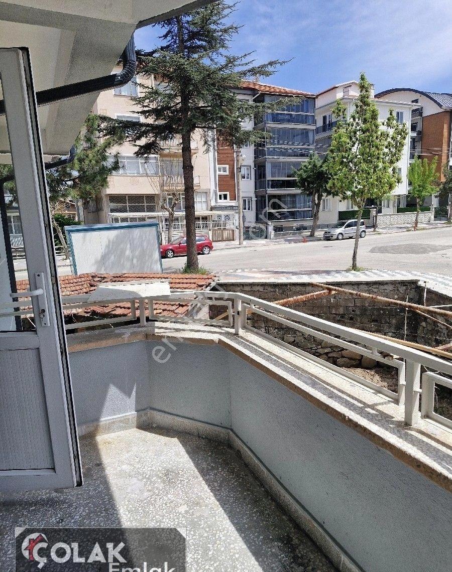Yedişehitler Mah. Ara Katta Kombili Daire - Görsel 13