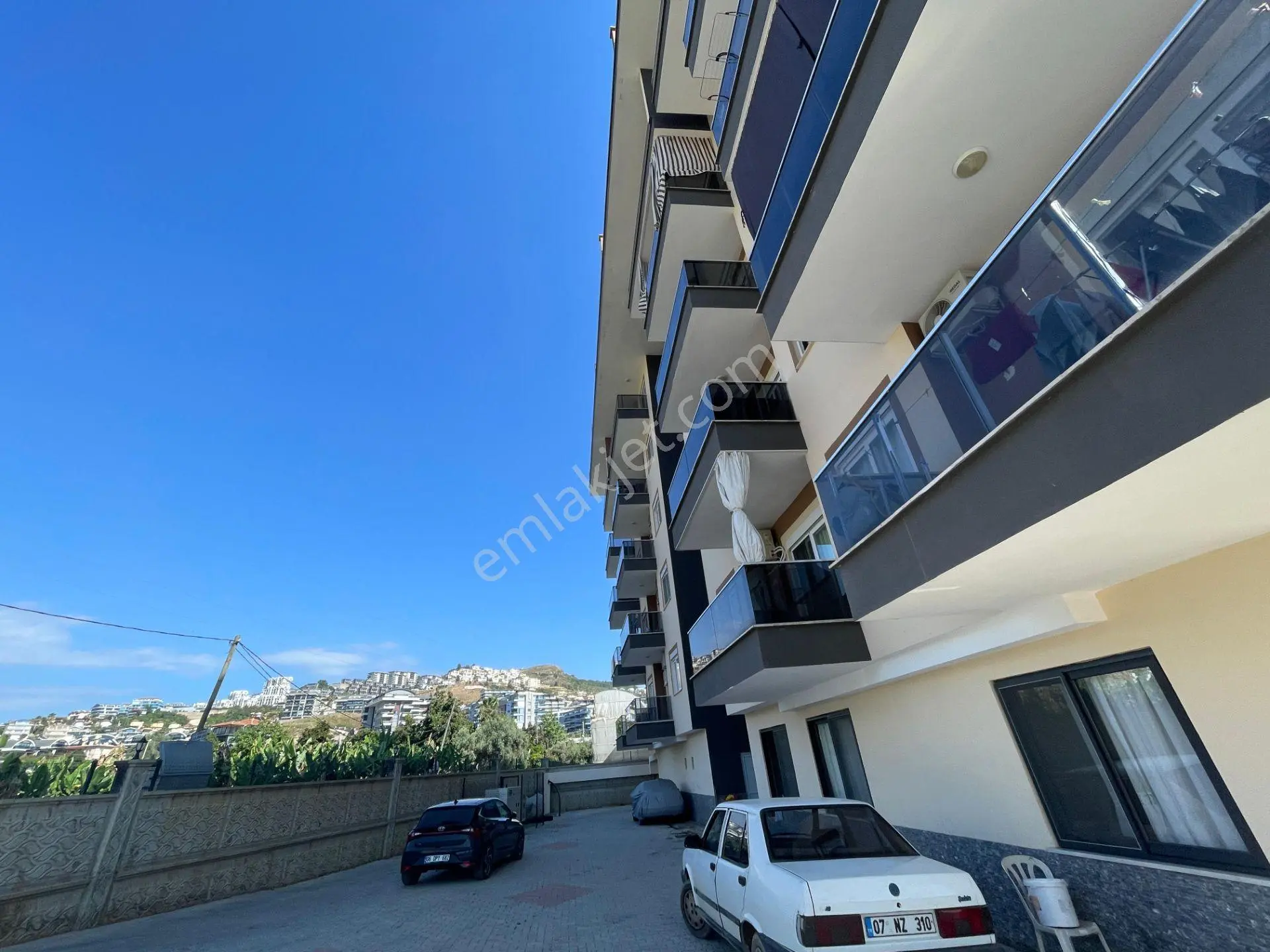 Kargıcak'ta Doğa Manzaralı Eşyalı 1+1 Satılık Daire - Görsel 44