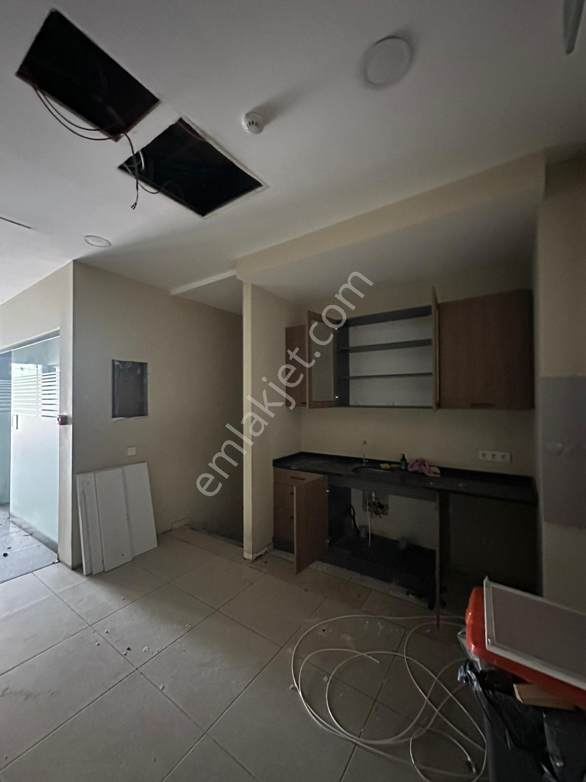 Çigdem Emlak'tan Cadde Üstünde Geniş Kiralık Ofis - Görsel 30