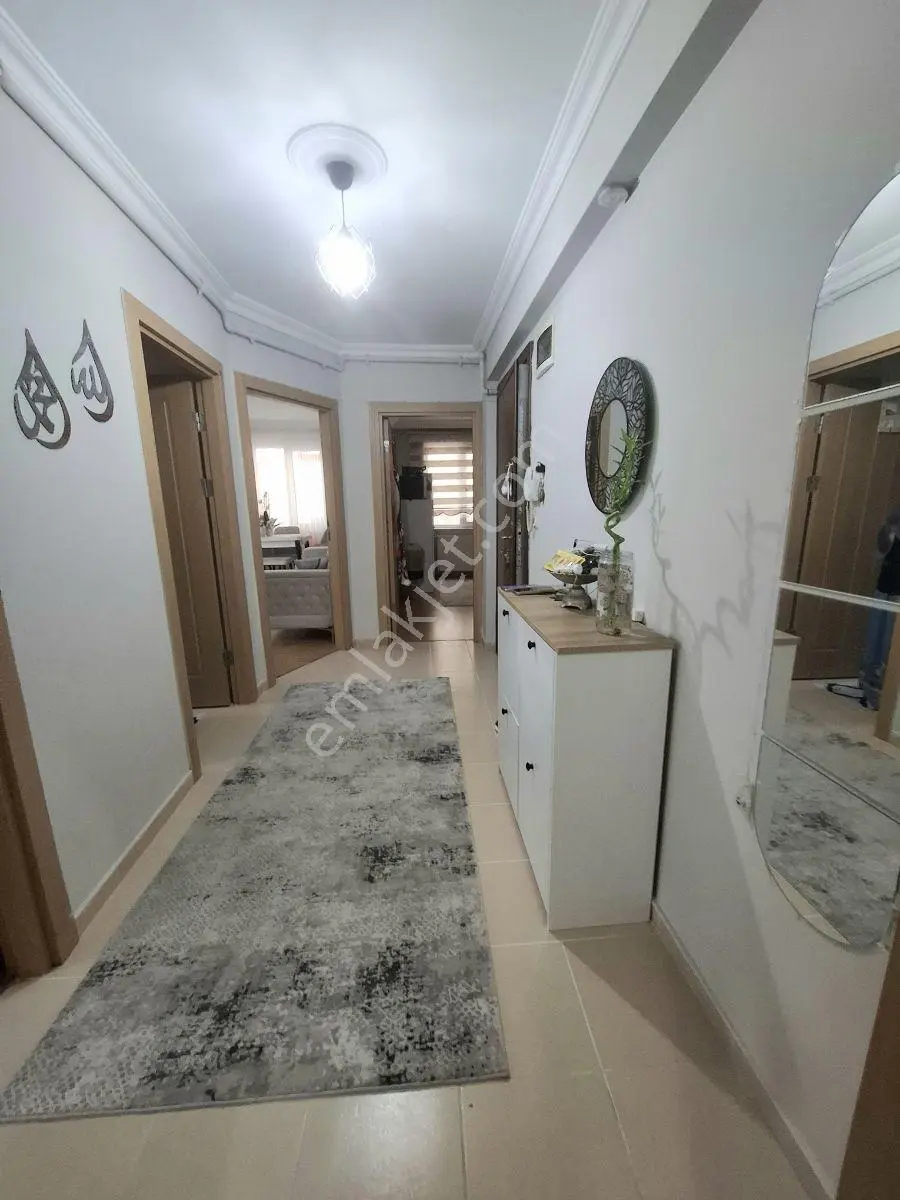 Ümraniye Çakmak İtfaiyeye Yakın Asansörlü Binada Arakat 2+1 - Görsel 3