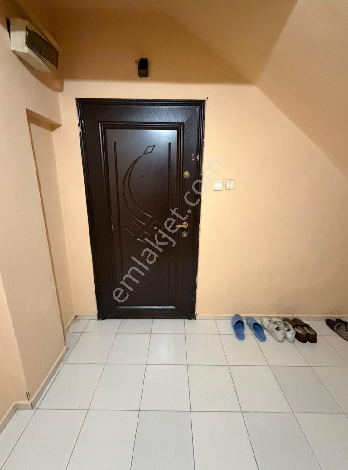 Setbaşında 1+160 M2 Kombili Temiz Kullanışlı Daire - Görsel 19