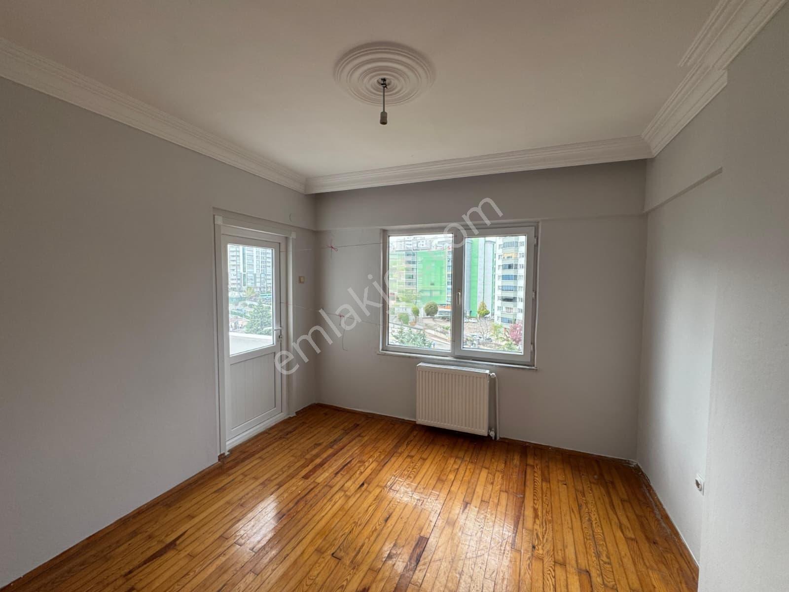 İlkadım Duruşehirde Merkezi Konumda Ferah 2+1 Kiralık Daire - Görsel 9
