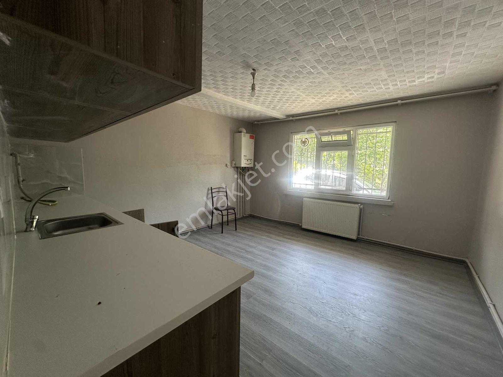Çarşı Merkeze Yakın Bahçeli Kiralık Daire - Görsel 12