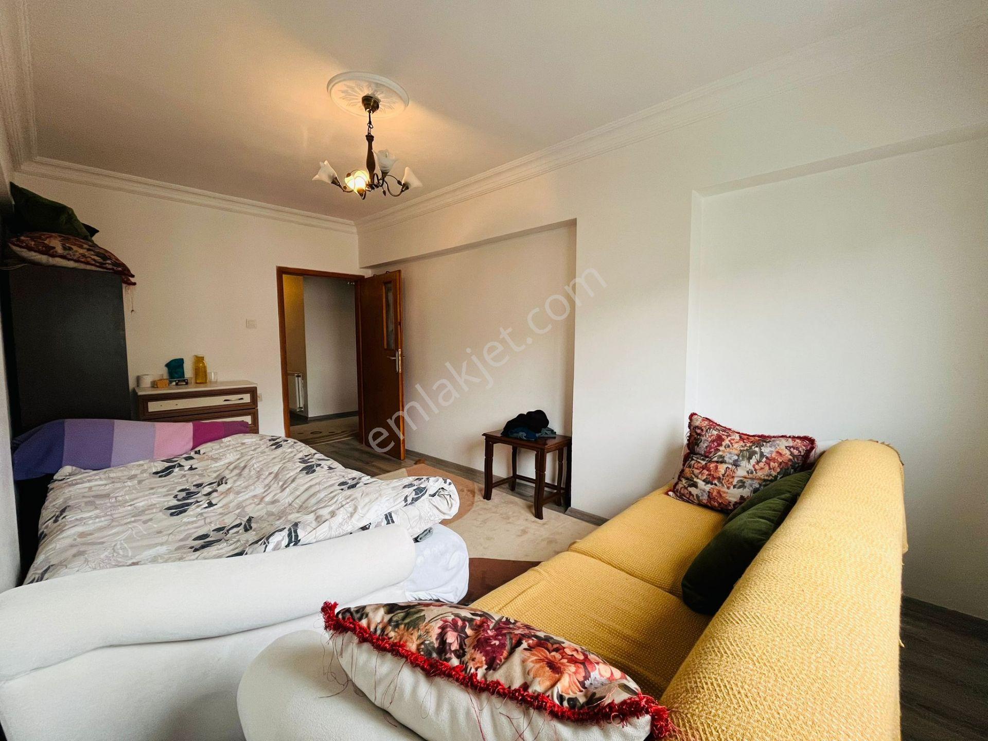 Kartal Tepe Mah. Okullar Cd. 4+1 Teraslı 240m² Ön Cephe Dublex - Görsel 32