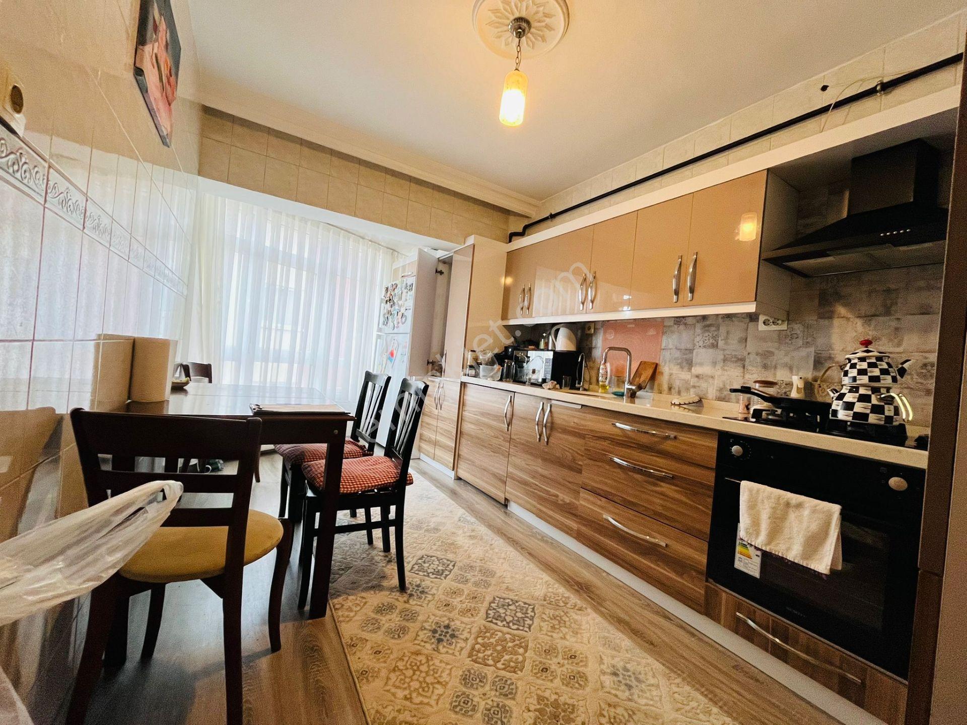 Kartal Tepe Mah. Okullar Cd. 4+1 Teraslı 240m² Ön Cephe Dublex - Görsel 21