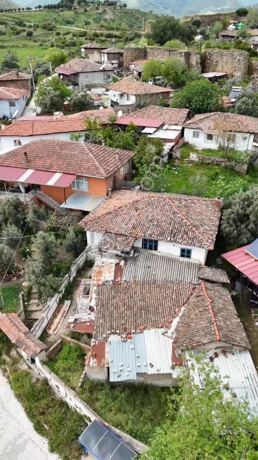 Hisar Mahallesinde 344m2 Arsa İçerisinde Satılık Müstakil Ev - Görsel 3