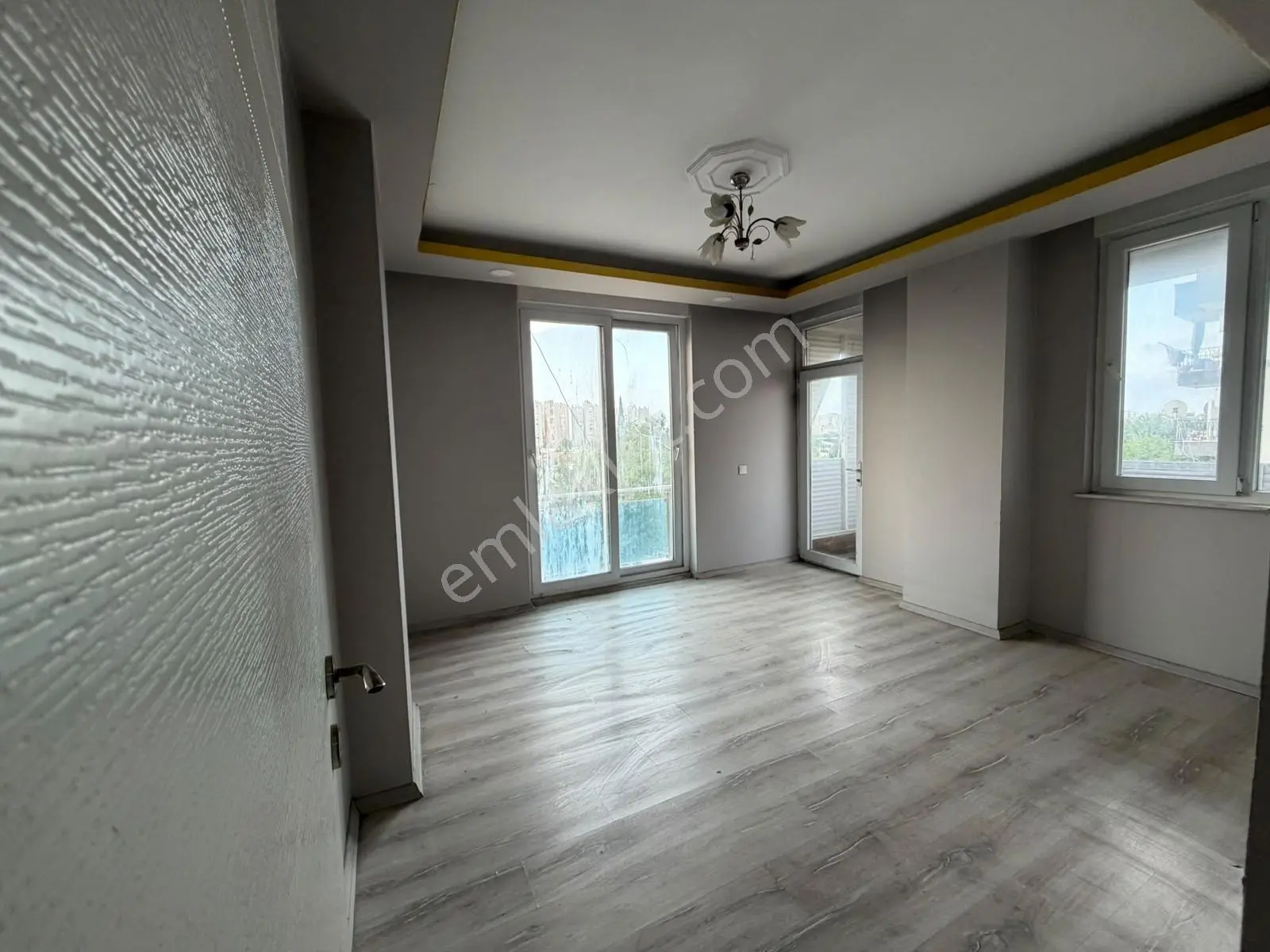 Muratpaşa Yeşildere'de Satılık 2+1 90 M2 Fırsat Daire