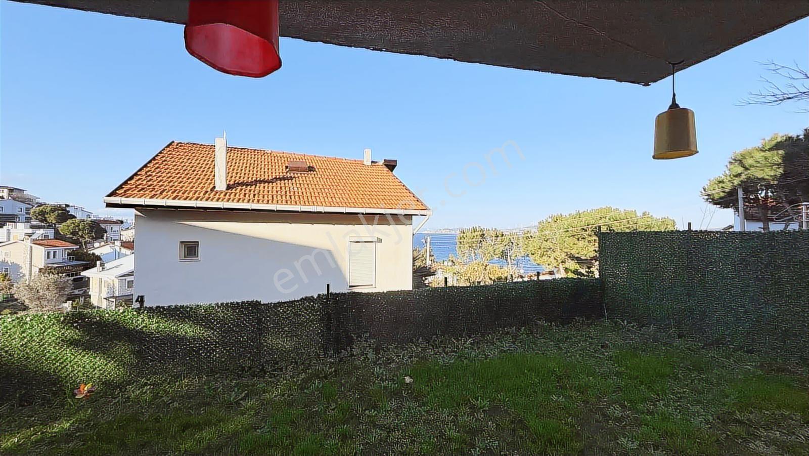 Yeni Foça Donatkent Sitesinde Tripleks Deniz Manzaralı Villa - Görsel 20