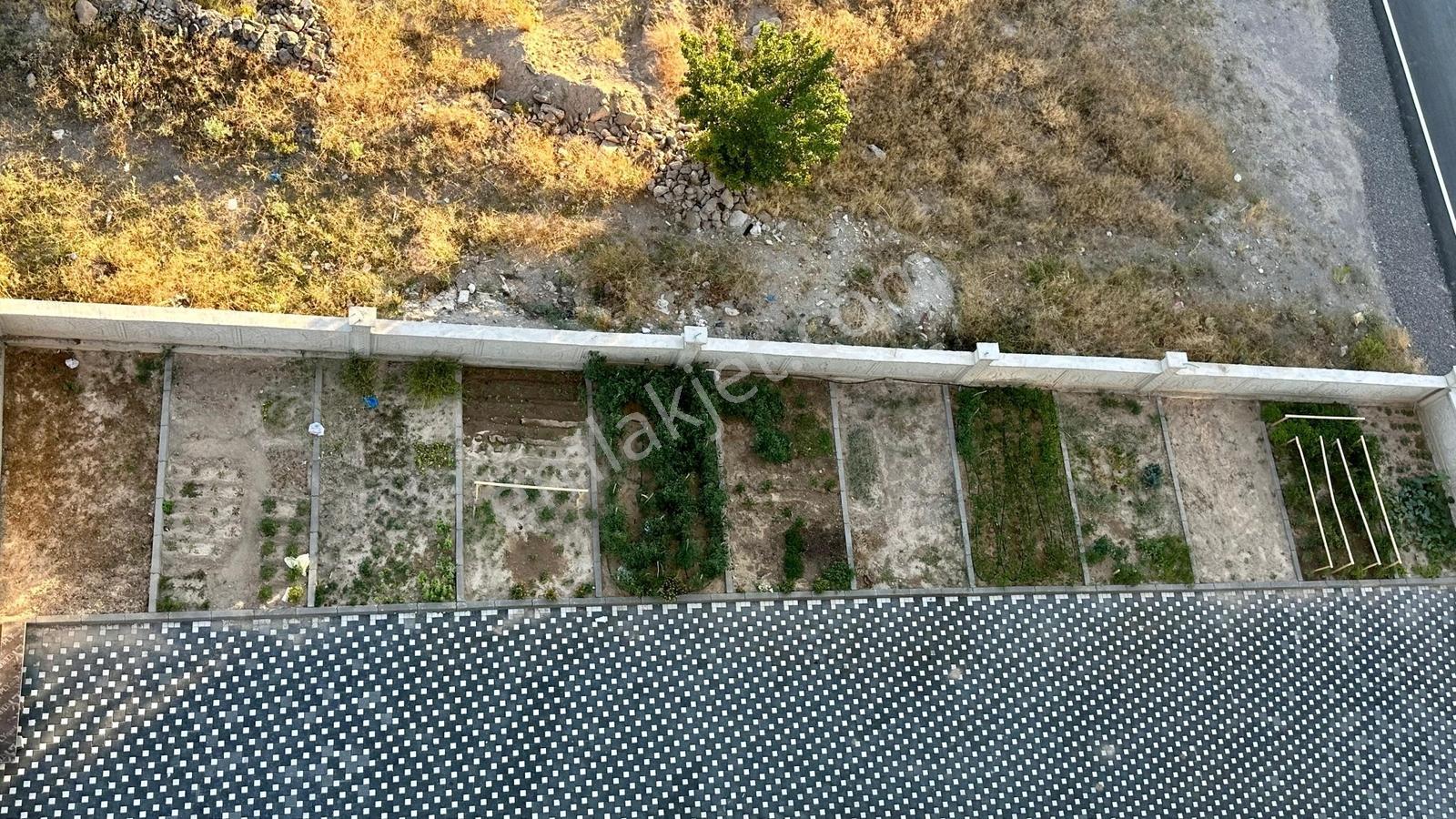 Acil..! Bölgenin En Uygunu 4+1 Hobi Bahçeli Giyinme Odalı Daire - Görsel 3