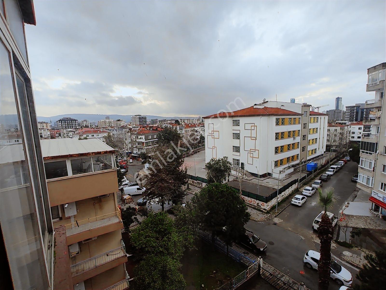 Bayraklı Mansuroğlu'nda Satılık 3+1 Daire - Görsel 15