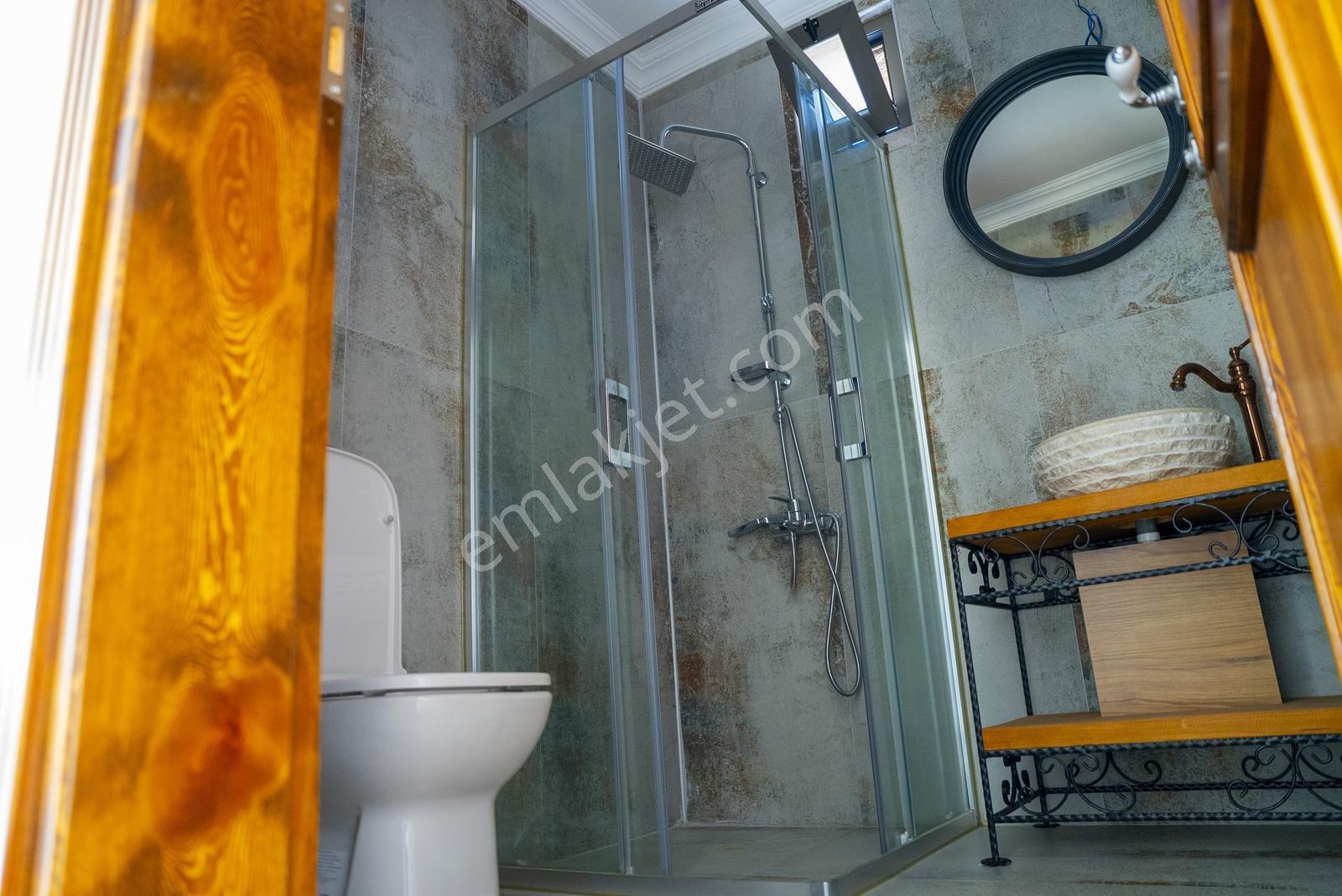 Onmax Taylıelinde Deniz Manzaralı Konak Havasında Lüks Taş Villa - Görsel 29