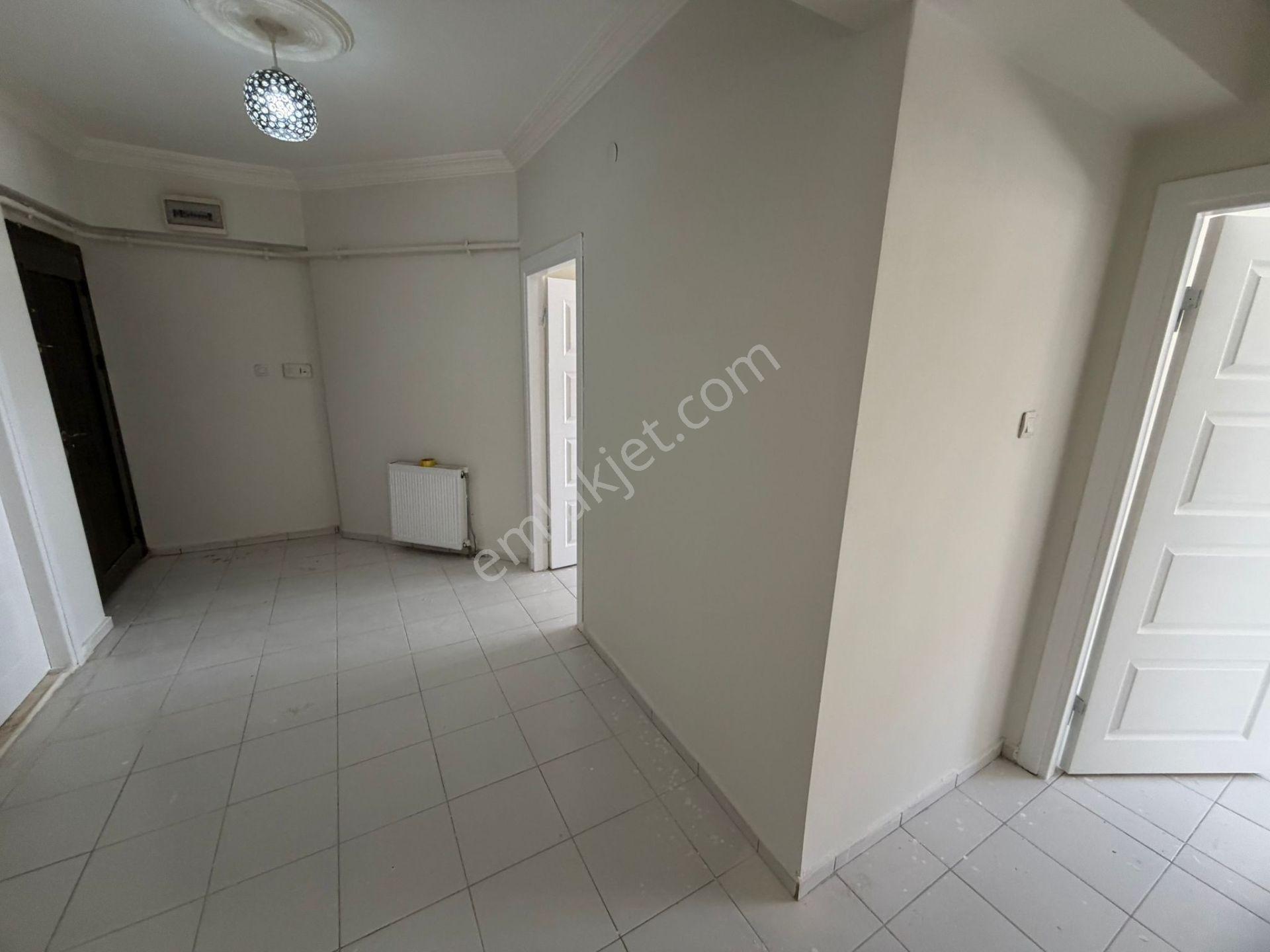 Mevsim Gayrimenkul'den Yeni Mahallede 1+1 Kiralık Daire - Görsel 9