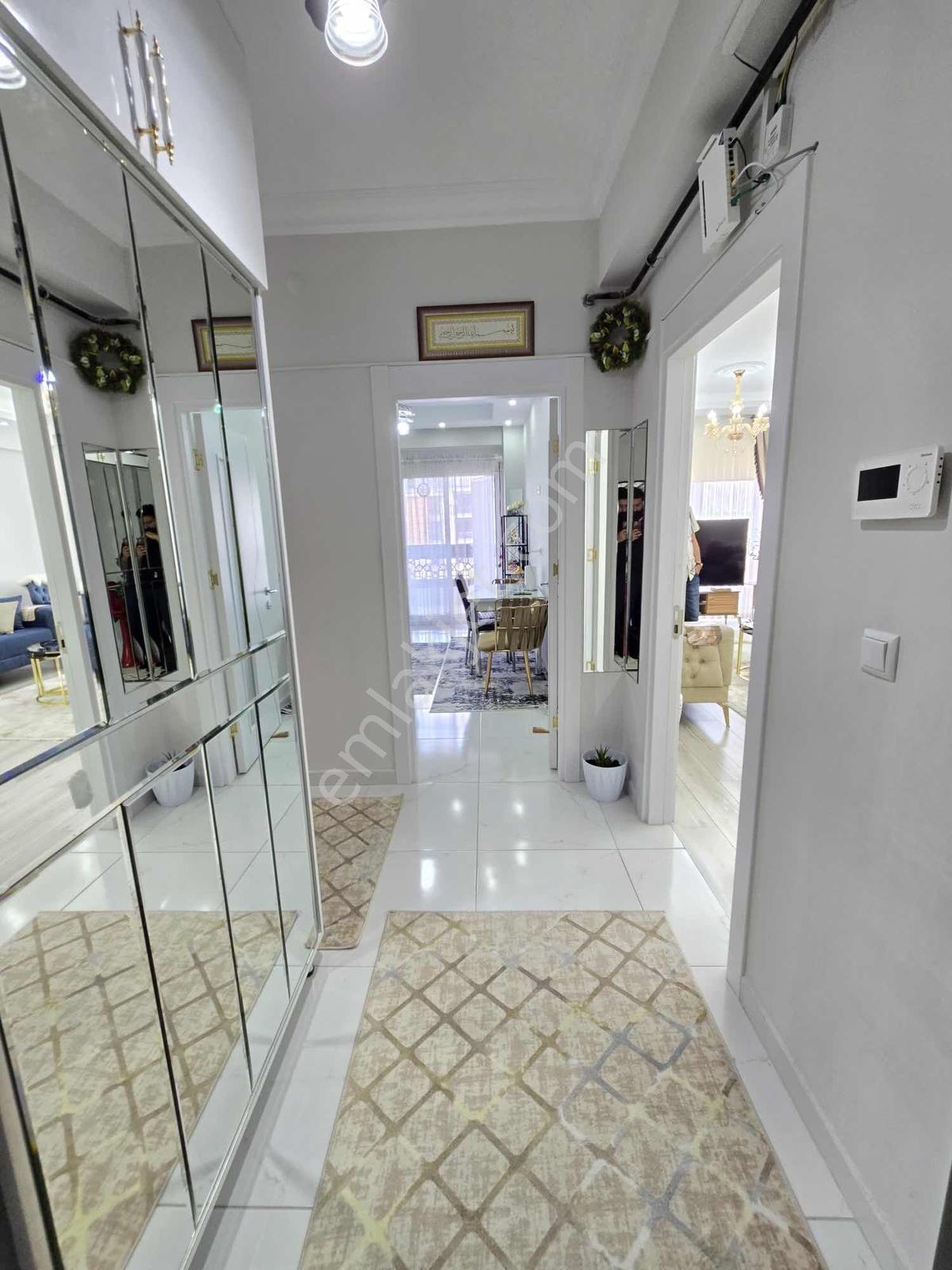 Sakarya Şehir Stadyumu Karsında Harika Konumda Satılık 3+1 Daire - Görsel 2