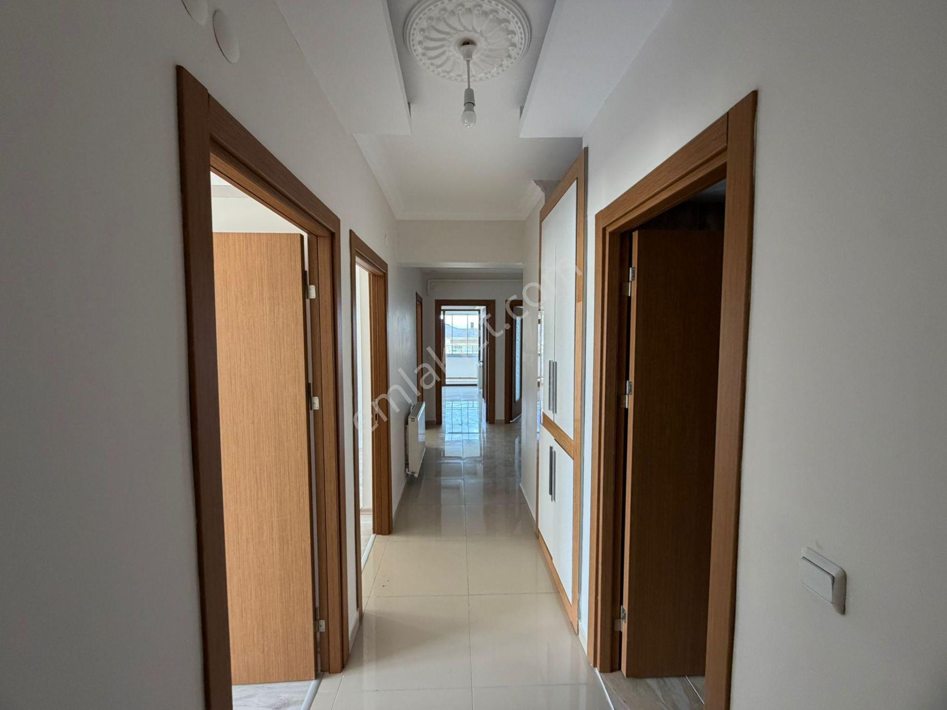 Mevsim'den Cumhuriyet Mah. Satılık 4+1 Full Yapılı Lüks Daire - Görsel 24