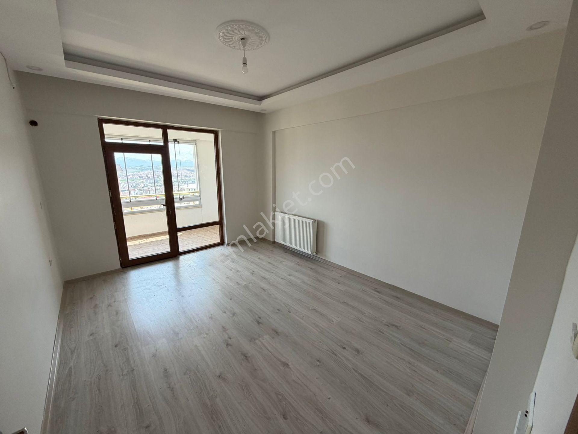 Mevsim'den Cumhuriyet Mah. Satılık 4+1 Full Yapılı Lüks Daire - Görsel 17