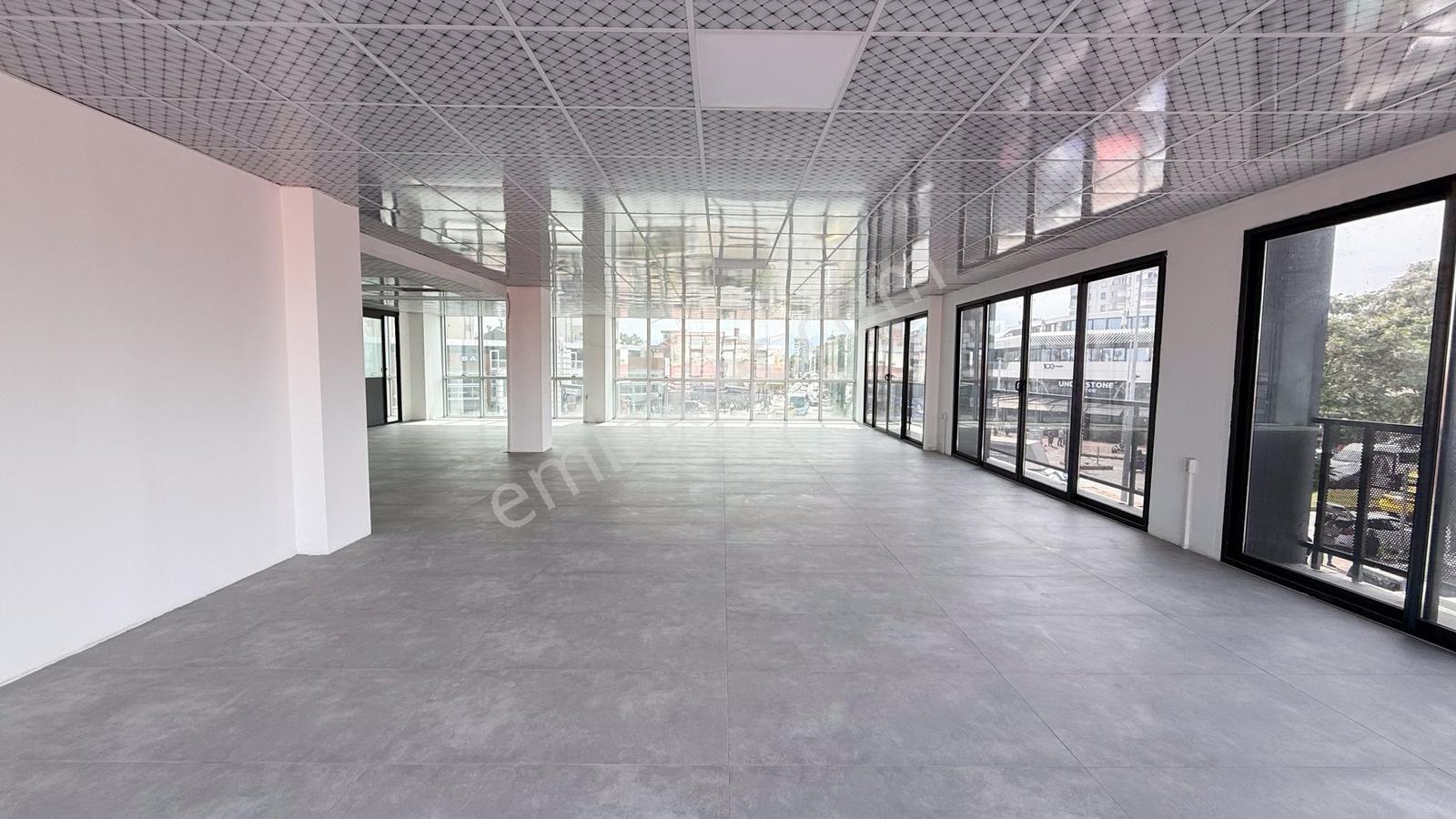 Güzeloba Havalimanı Caddesi'nde 3 Katlı Kiralık İşyeri - Görsel 17