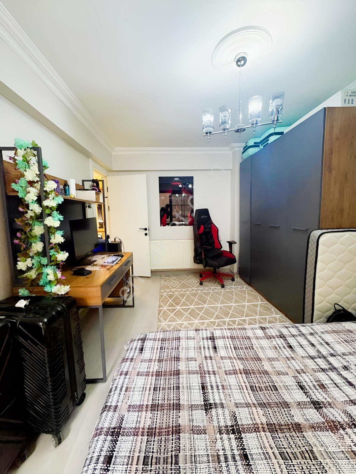 Alaybey Beşyol Civarı 3+1 Geniş Karanlıksız Asansörlü Lüx Arakat - Görsel 2