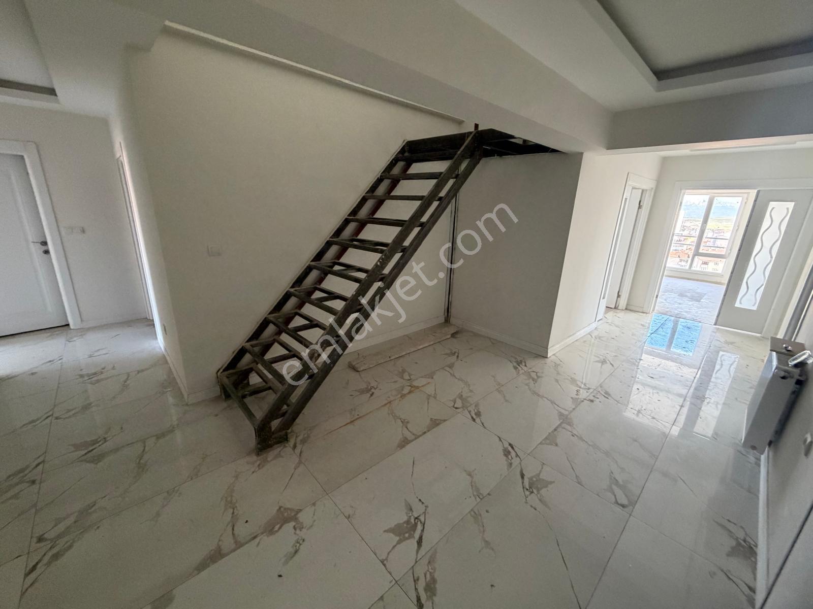 Mevsim'den Üniversite Mah Cadde Üstü 5+1 Dubleks Sıfır Daire - Görsel 8
