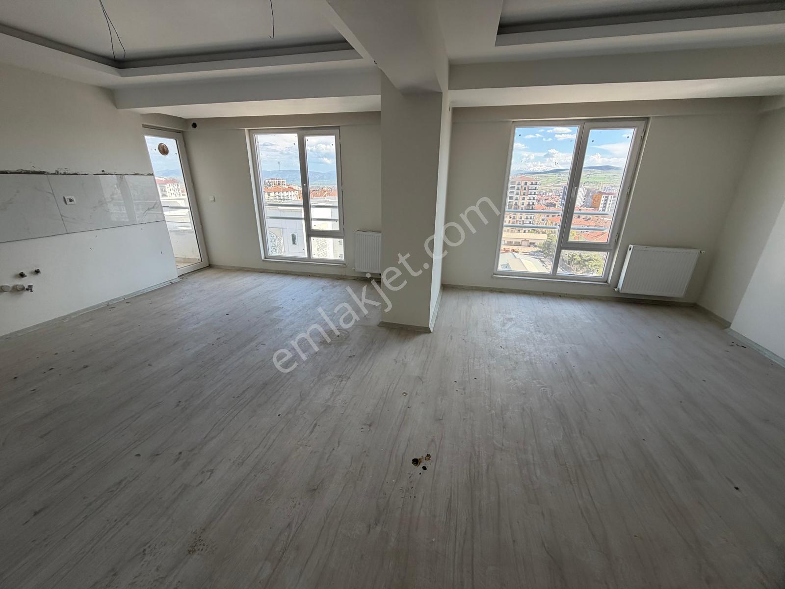 Mevsim'den Üniversite Mah Cadde Üstü 5+1 Dubleks Sıfır Daire - Görsel 18