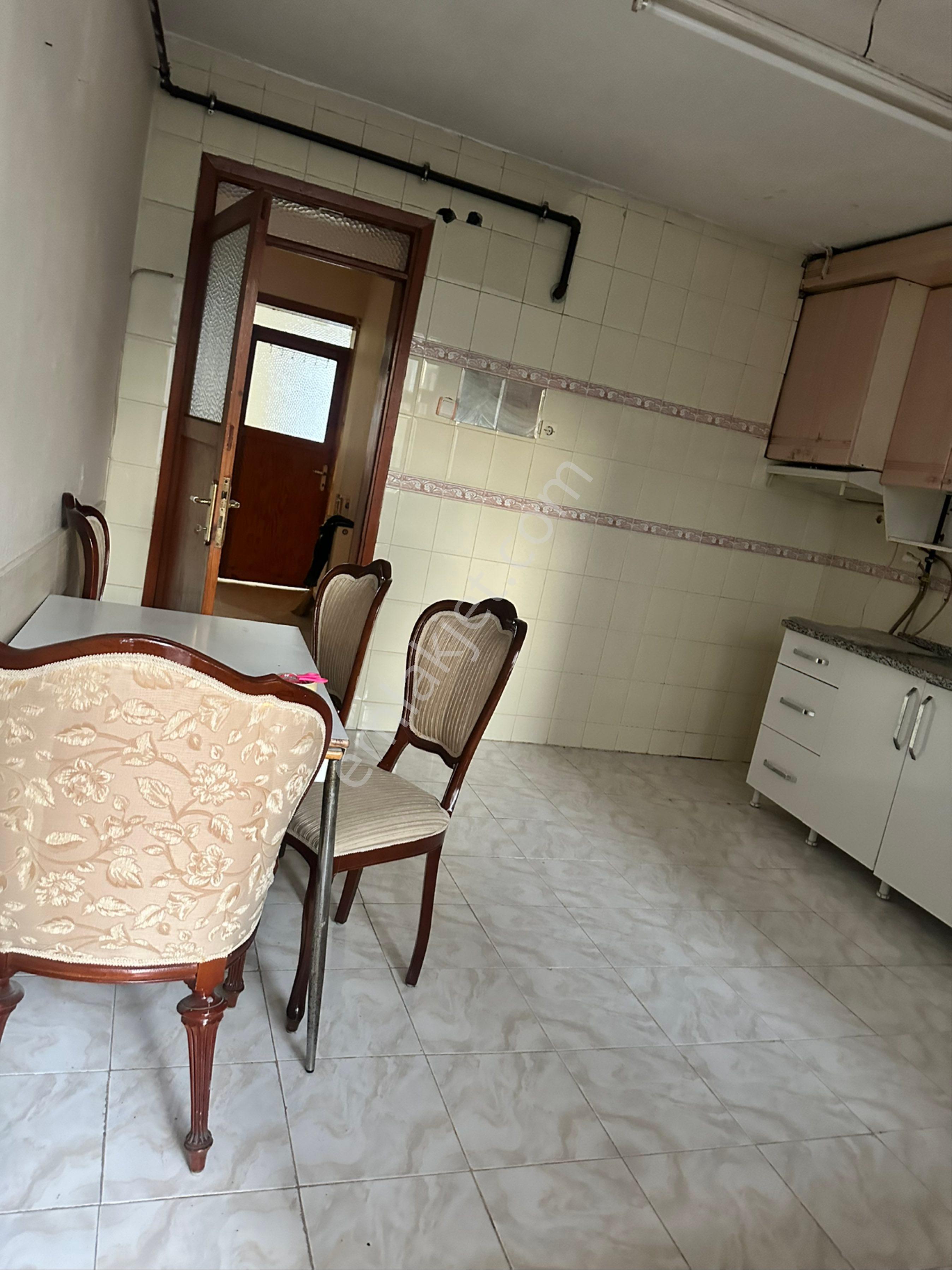 Bayraklı Adalet Mah Merkezi Konumda Geniş Ferah 2+1 Kiralık Daire - Görsel 3