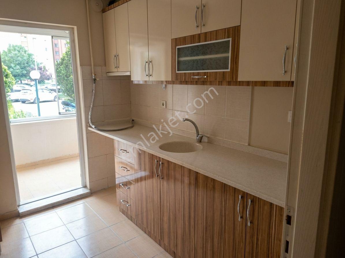 Remax Area'dan Yunuseli Toki Konutlarında 2+1 Kiralık Daire - Görsel 14