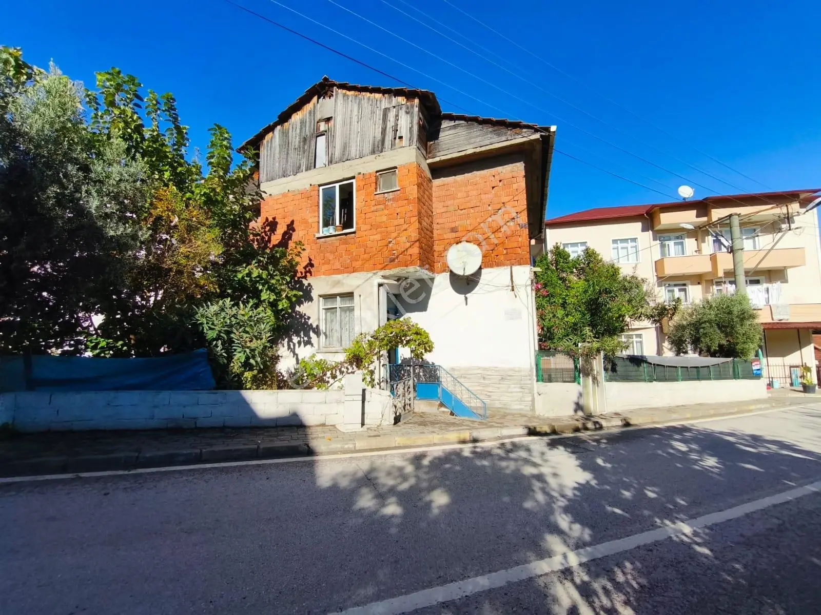 Remax Natural'den Şehitler Mahallesinde Üç Katlı Komple Bina - Görsel 5
