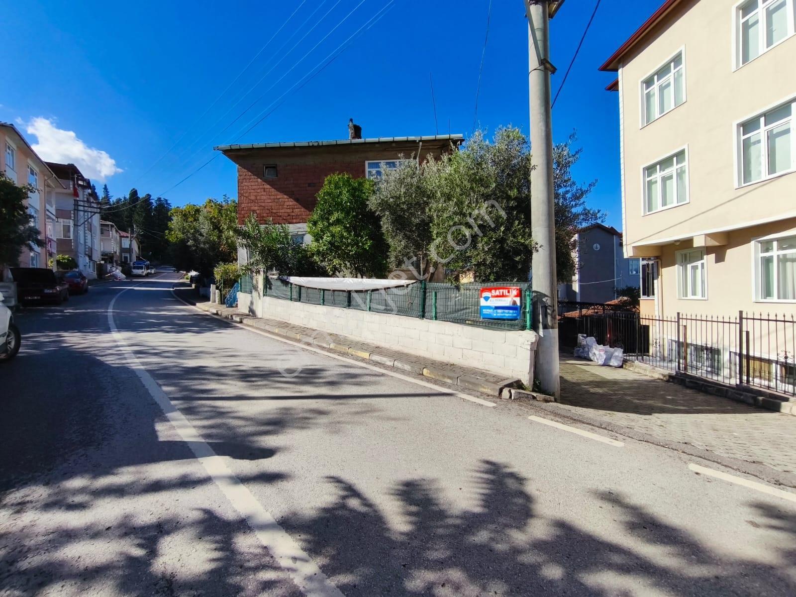 Remax Natural'den Şehitler Mahallesinde Üç Katlı Komple Bina - Görsel 22