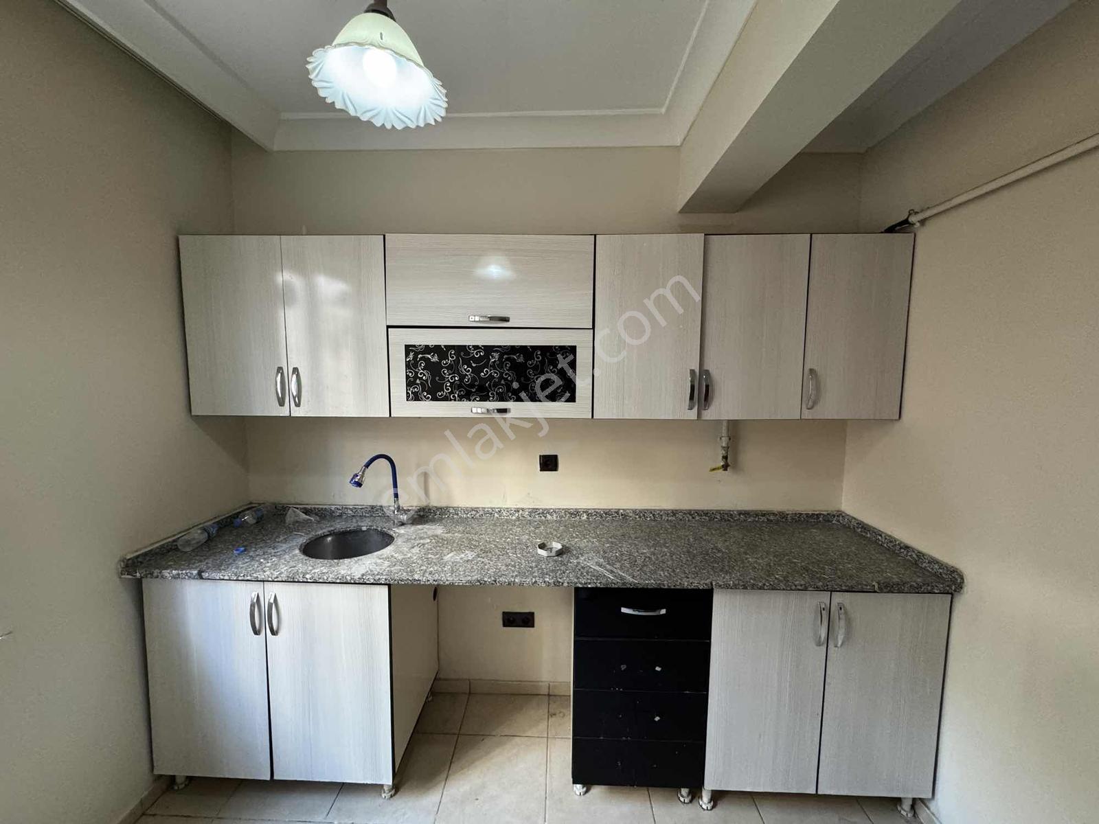 Goldev'den Şenevler'de 2+1 Acil Satılık Giriş Kat Daire - Görsel 20