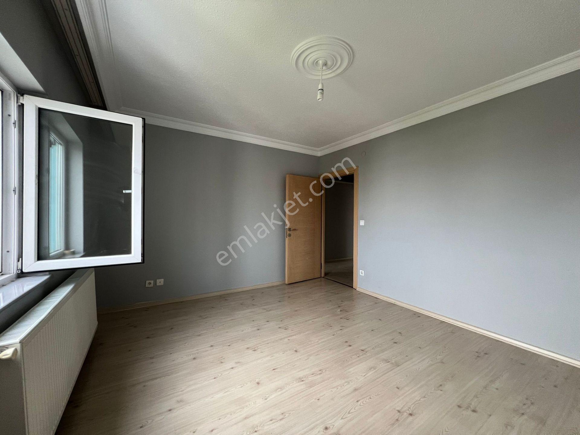 Molla Team'den Emlak Konutları 2.kısım Glorya Apt. Kiralık 3+1 - Görsel 34