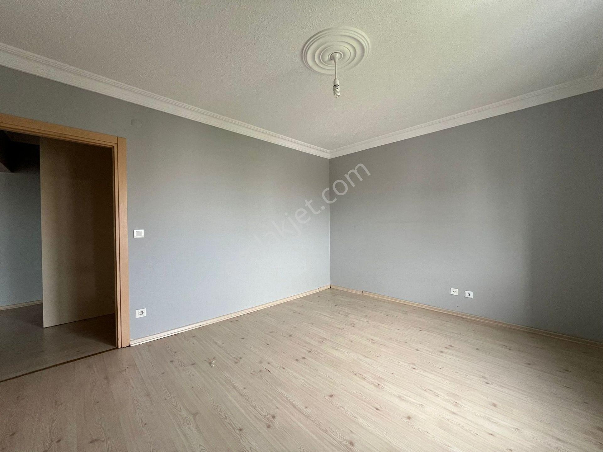 Molla Team'den Emlak Konutları 2.kısım Glorya Apt. Kiralık 3+1 - Görsel 35