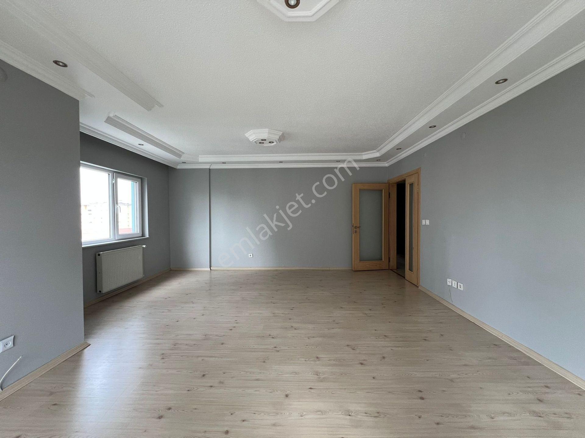 Molla Team'den Emlak Konutları 2.kısım Glorya Apt. Kiralık 3+1 - Görsel 10