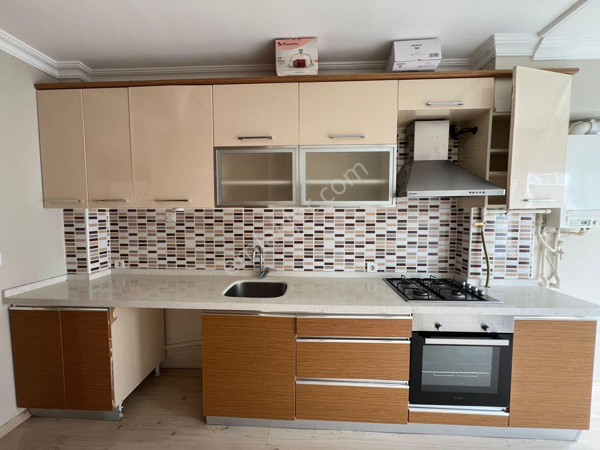 Molla Team'den Emlak Konutları 2.kısım Glorya Apt. Kiralık 3+1 - Görsel 16