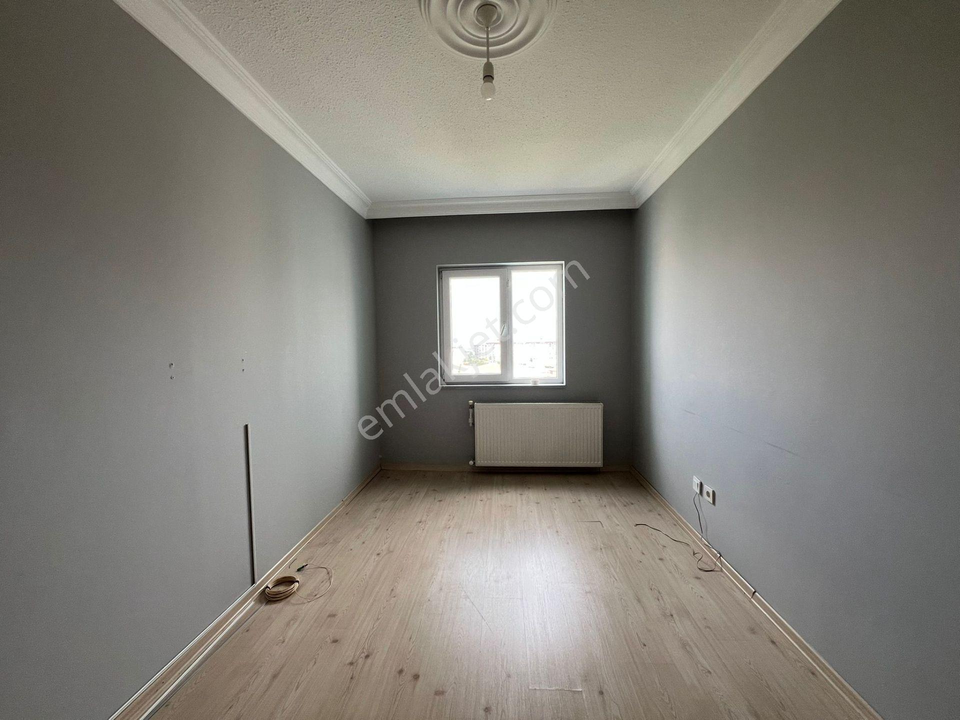 Molla Team'den Emlak Konutları 2.kısım Glorya Apt. Kiralık 3+1 - Görsel 24