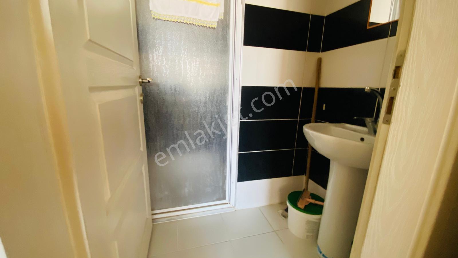 Buket Emlaktan Satılık 3+1 Daire Doğalgazlı Arakat Açık Mutfak - Görsel 21