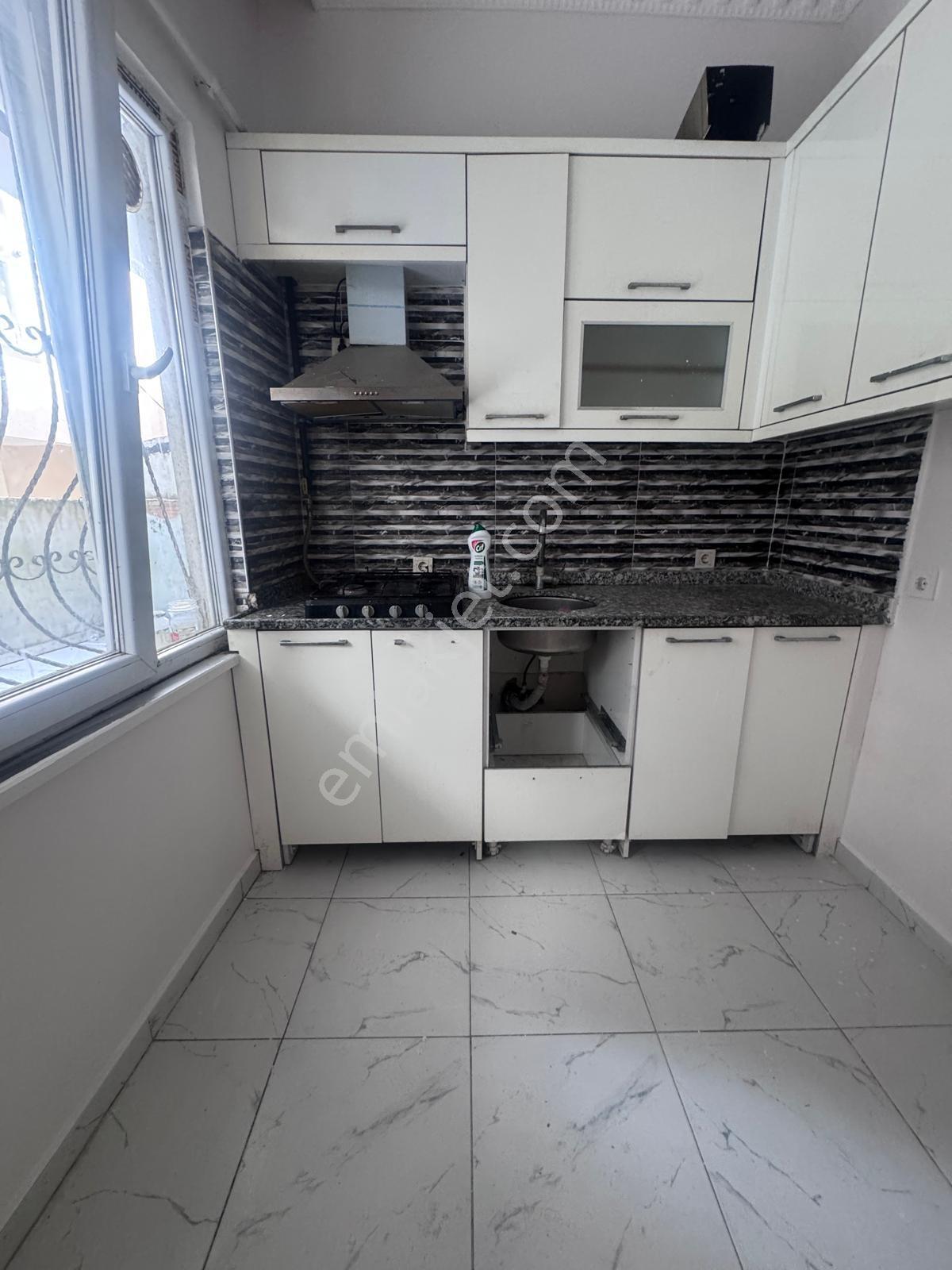 Arnavutköy Anadolu Mah Satılık 1+1 Bahce Katı - Görsel 24