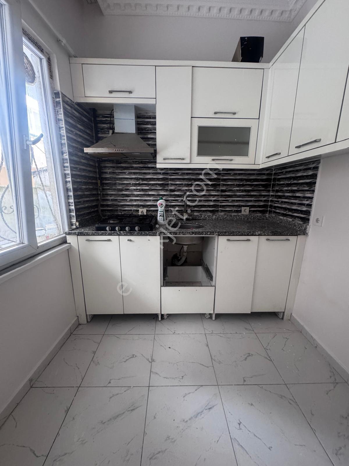 Arnavutköy Anadolu Mah Satılık 1+1 Bahce Katı - Görsel 5