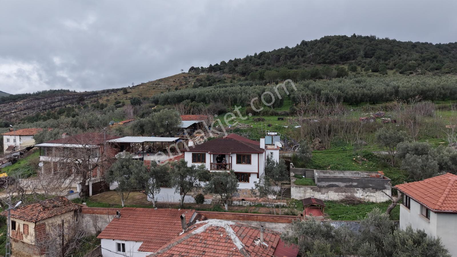 İznik İnikli'de,2 Katlı Evi Olan,göl Manzaralı 705 M² Arsa - Görsel 5